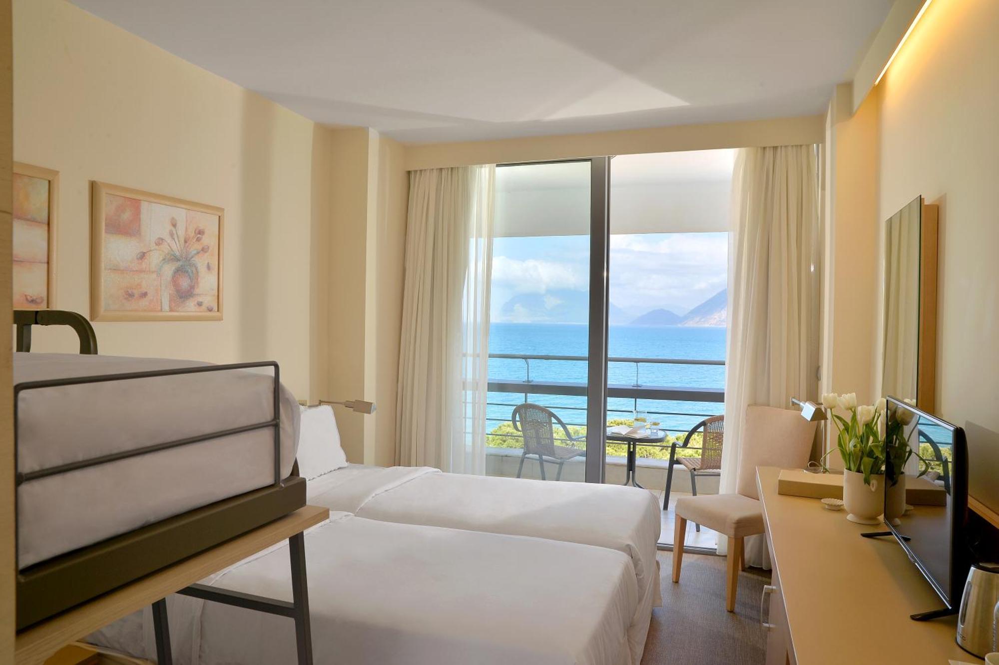 Airotel Achaia Beach Patras Exterior photo